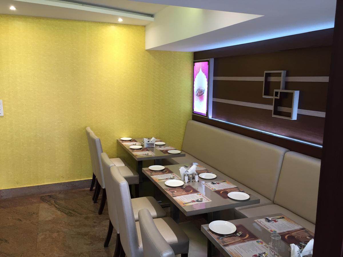 Shoba Elite Hotel Bangalore Buitenkant foto