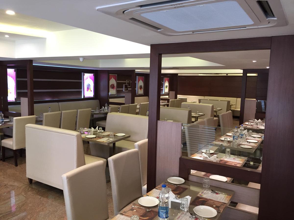 Shoba Elite Hotel Bangalore Buitenkant foto